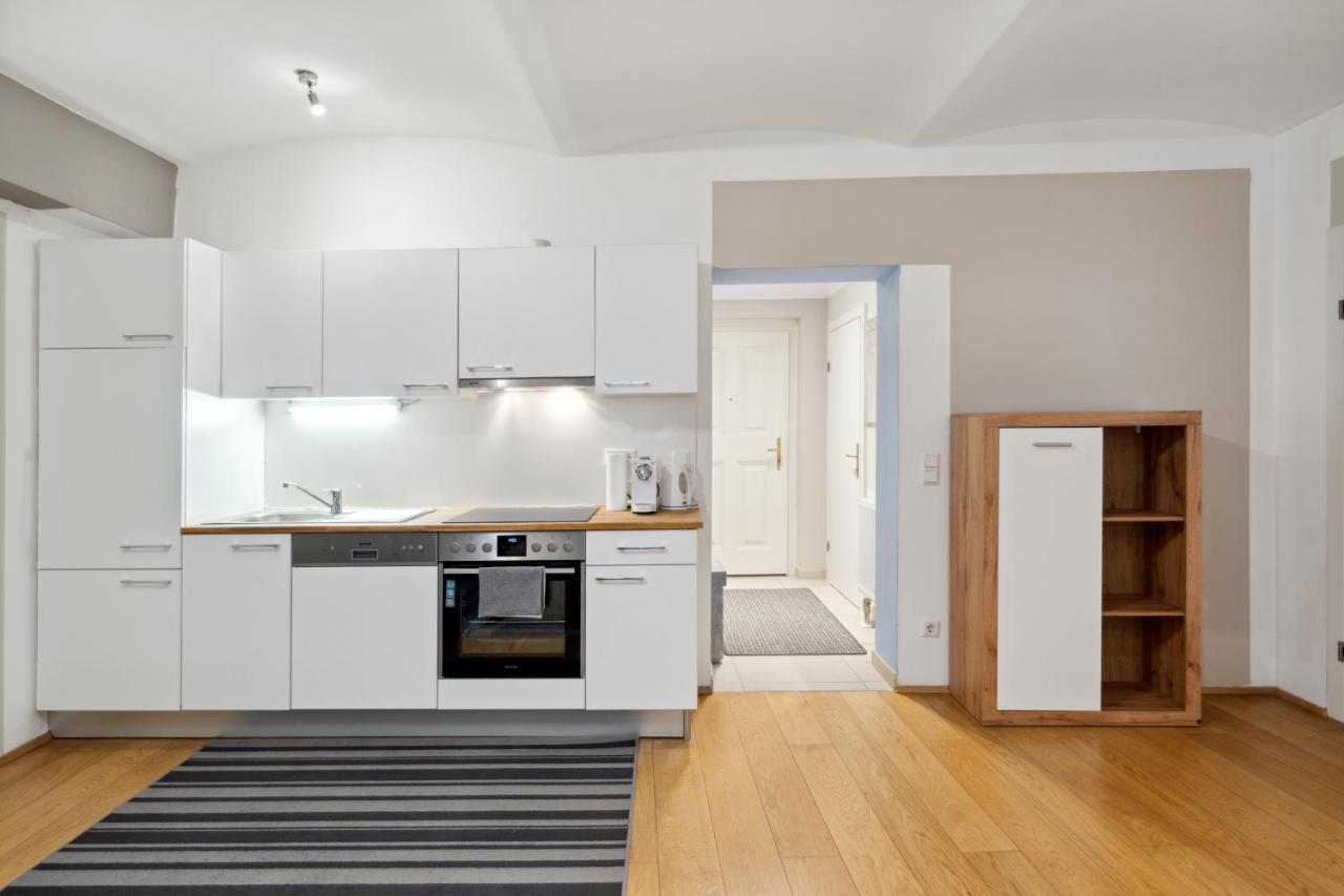 Florian'S Apartments In Mariahilf Vienna Exterior photo