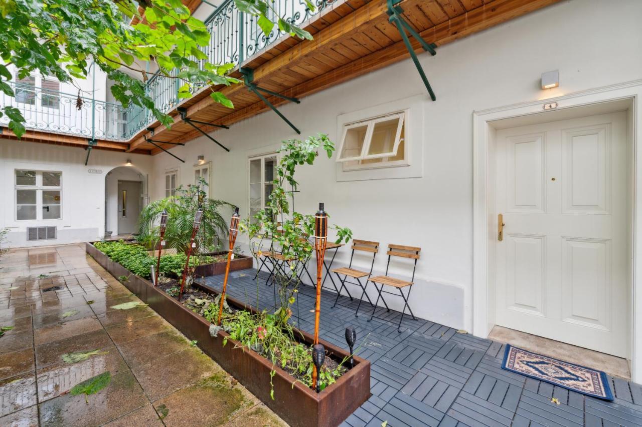 Florian'S Apartments In Mariahilf Vienna Exterior photo